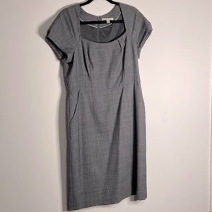 Banana republic dress brands of a little bit large size 14